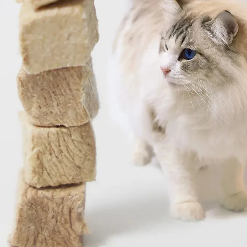 pet snacks Freeze-Dried Snacks: Chicken, Duck, Raw Bone Meat for Dogs and Cats WLP Company