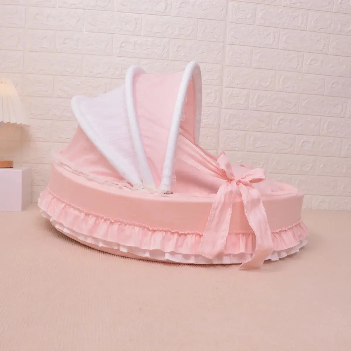 High-End Comfort Luxury Pet Bed - Coral Velvet Cradle with Aluminum Bracket WLP Company