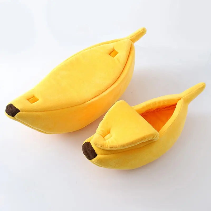 Banana Shaped Cat Bed - Plush & Sponge Comfort for All Cats WLP Company