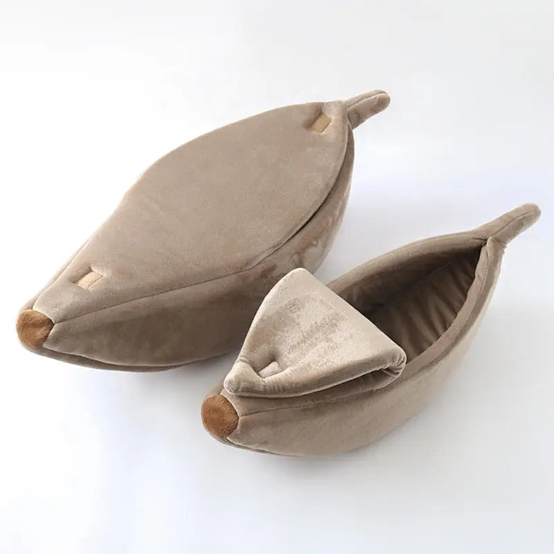 Banana Shaped Cat Bed - Plush & Sponge Comfort for All Cats WLP Company