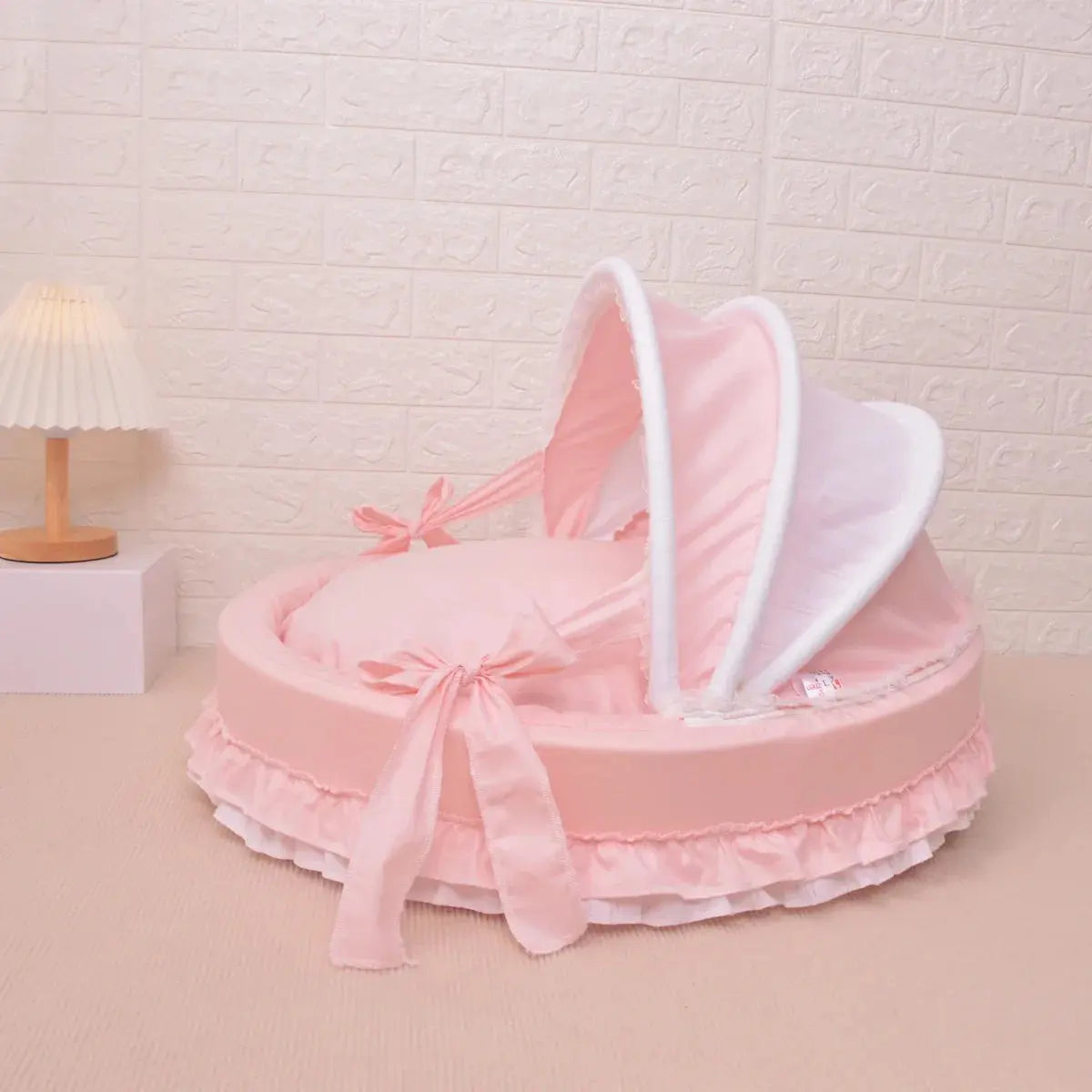 High-End Comfort Luxury Pet Bed - Coral Velvet Cradle with Aluminum Bracket WLP Company