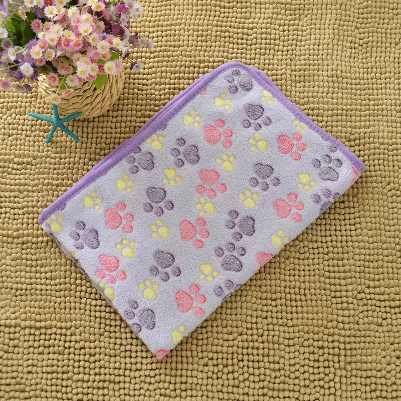Cute Flannel Pet Blanket Cartoon Dog Paw Print Blanket Pet Mat for Cats and Dogs Warm and Comfortable Blanket for Puppy Kitten WLP Company