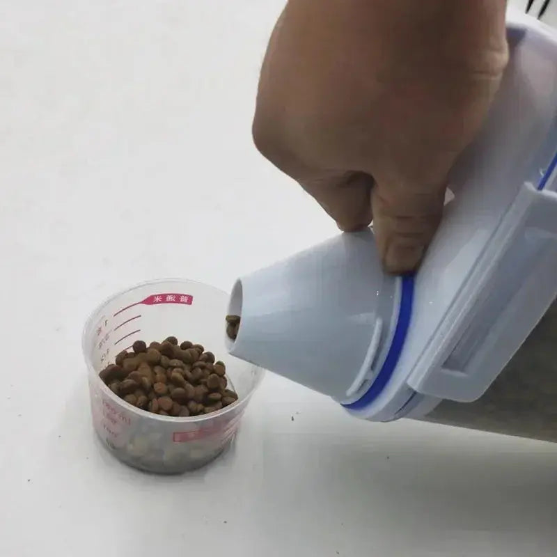 1.5kg/2kg Pet Food Storage Container Cat Food Bin Airtight Moisture Proof Dog Food Bucket Fish Food Container Cat Food Canister WLP Company