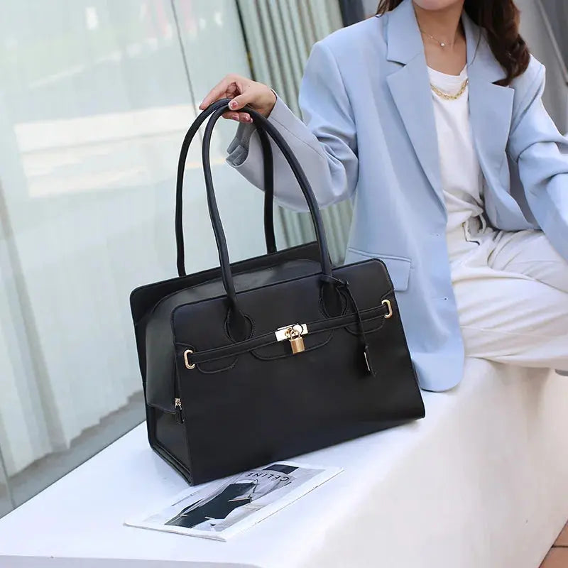 luxury pet carrier Fashion Leather Pet Carrier Bag, Breathable WLP Company