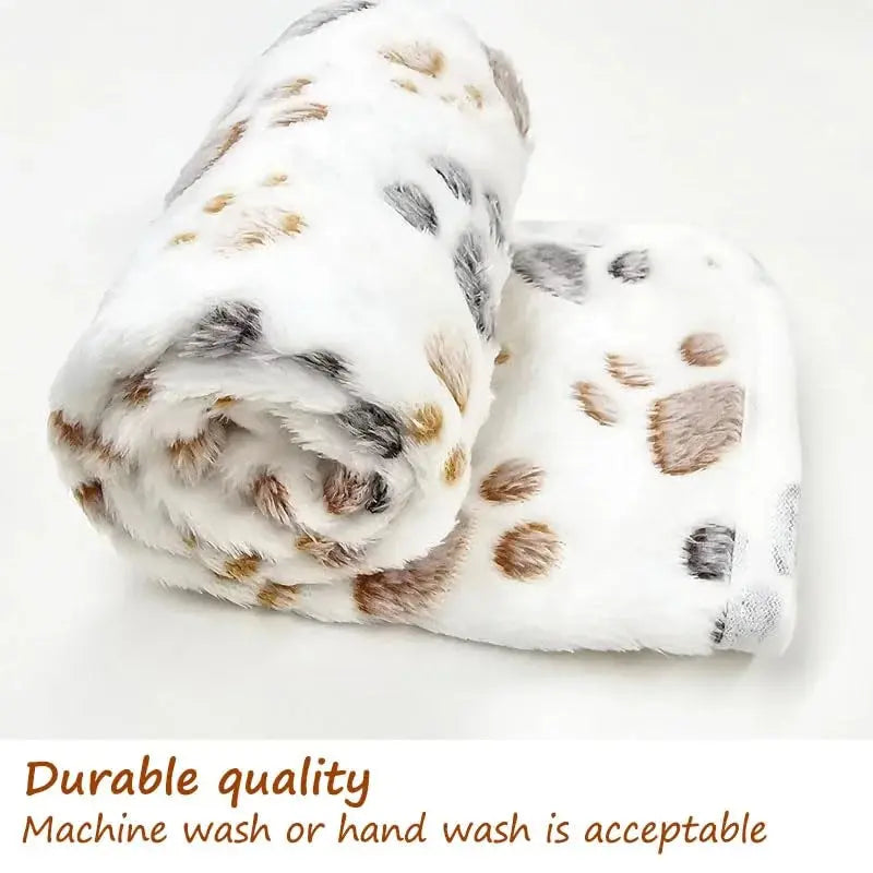 Cute Flannel Pet Blanket Cartoon Dog Paw Print Blanket Pet Mat for Cats and Dogs Warm and Comfortable Blanket for Puppy Kitten WLP Company