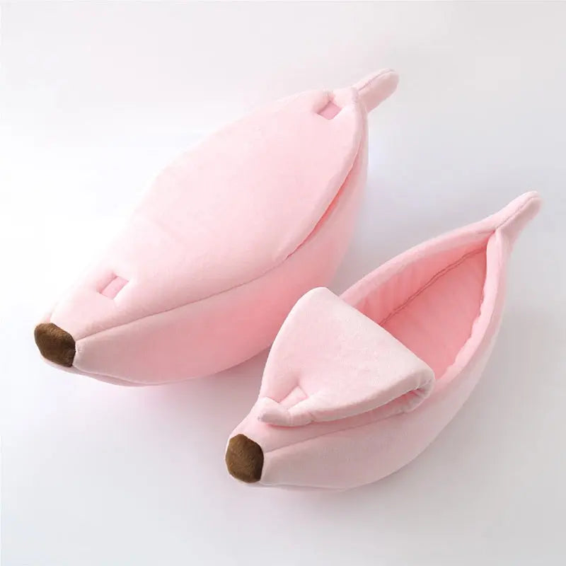 Banana Shaped Cat Bed - Plush & Sponge Comfort for All Cats WLP Company