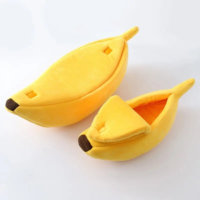 Banana Shaped Cat Bed - Plush & Sponge Comfort for All Cats WLP Company
